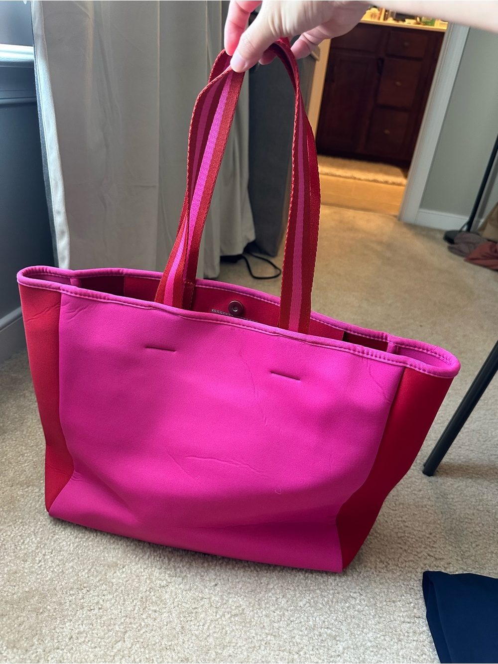 Summersalt neoprene tote